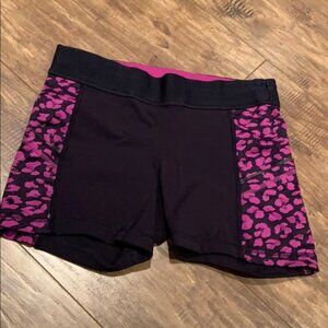 Lululemon short bike shorts
